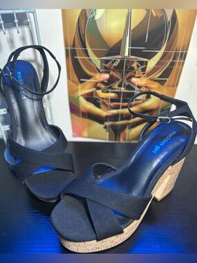 Madden Girl "RIIO" Black Denim & Cork Strappy Block Heel Sandals in
NC! No Box